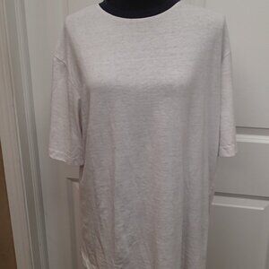 North Hudson Size Medium Mens T shirt White w/ Black Collar